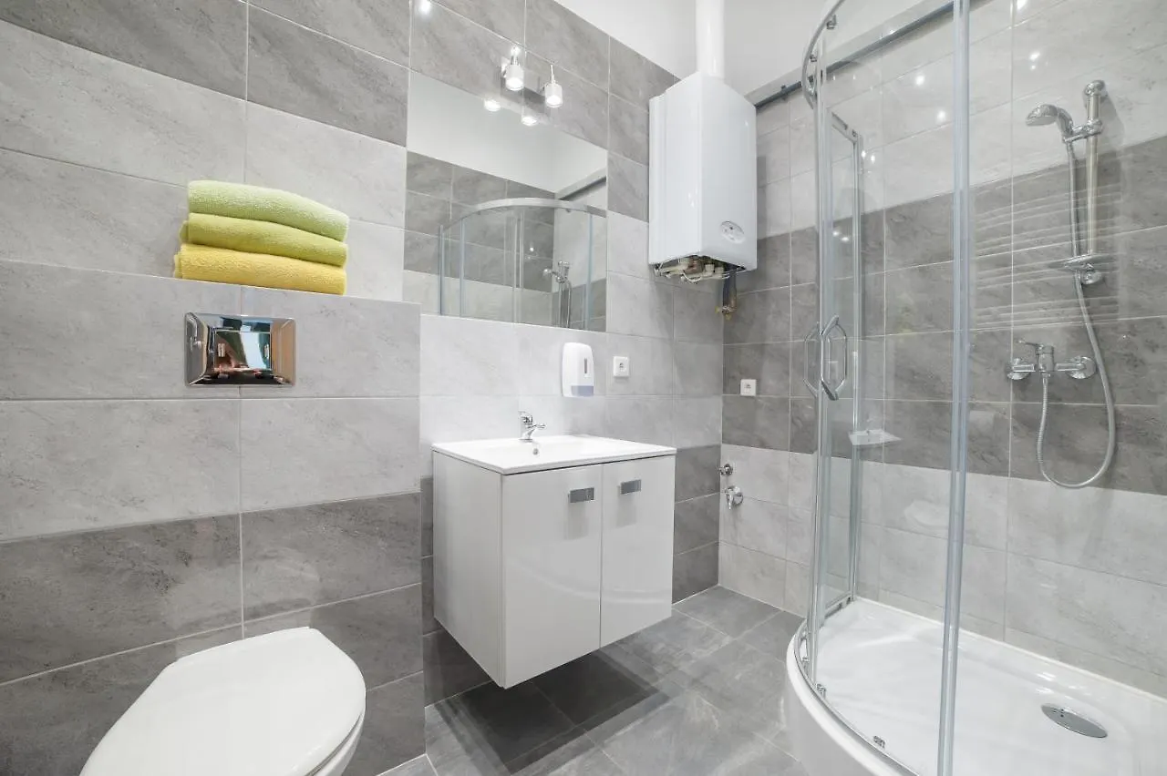 Dizzy Daisy Downtown Apartments Krakow