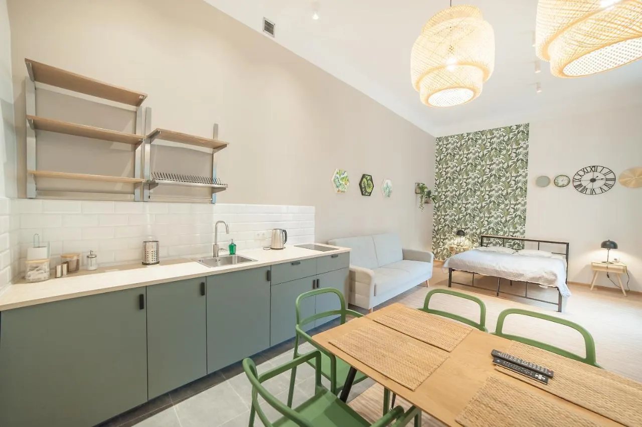 Dizzy Daisy Downtown Apartments Krakow 0*,  Poland